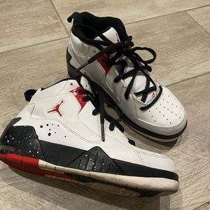 Air Jordan Classic 90 Shoes 3.5Y